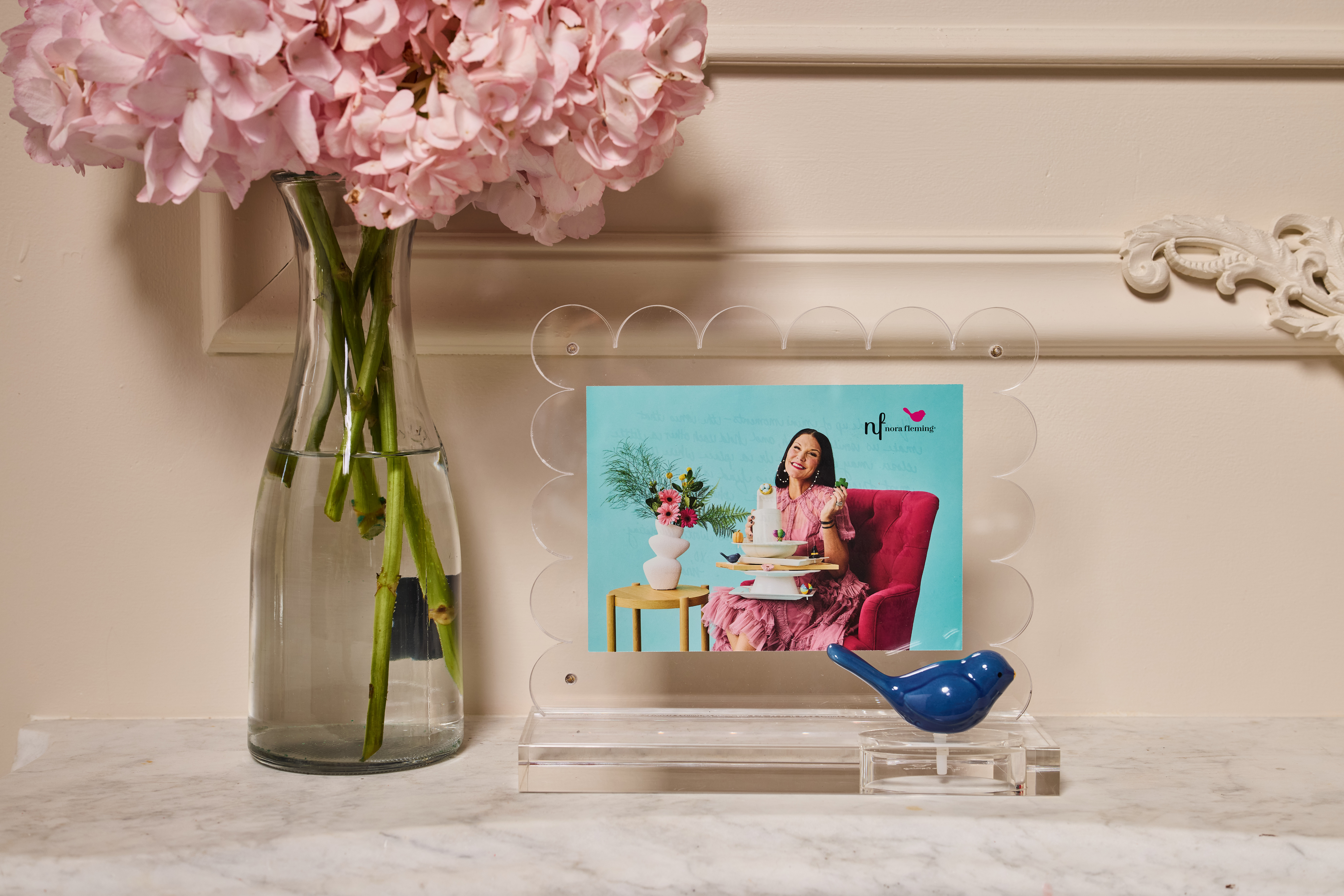 CLR01- scalloped frame