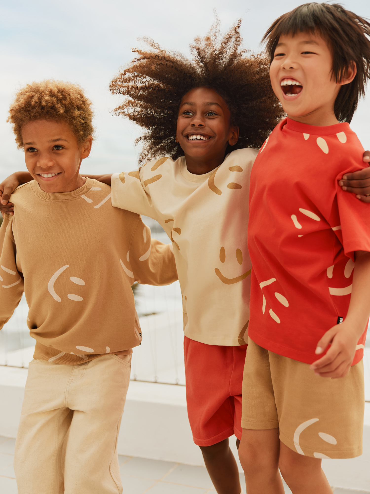 Mix and max your smiles!