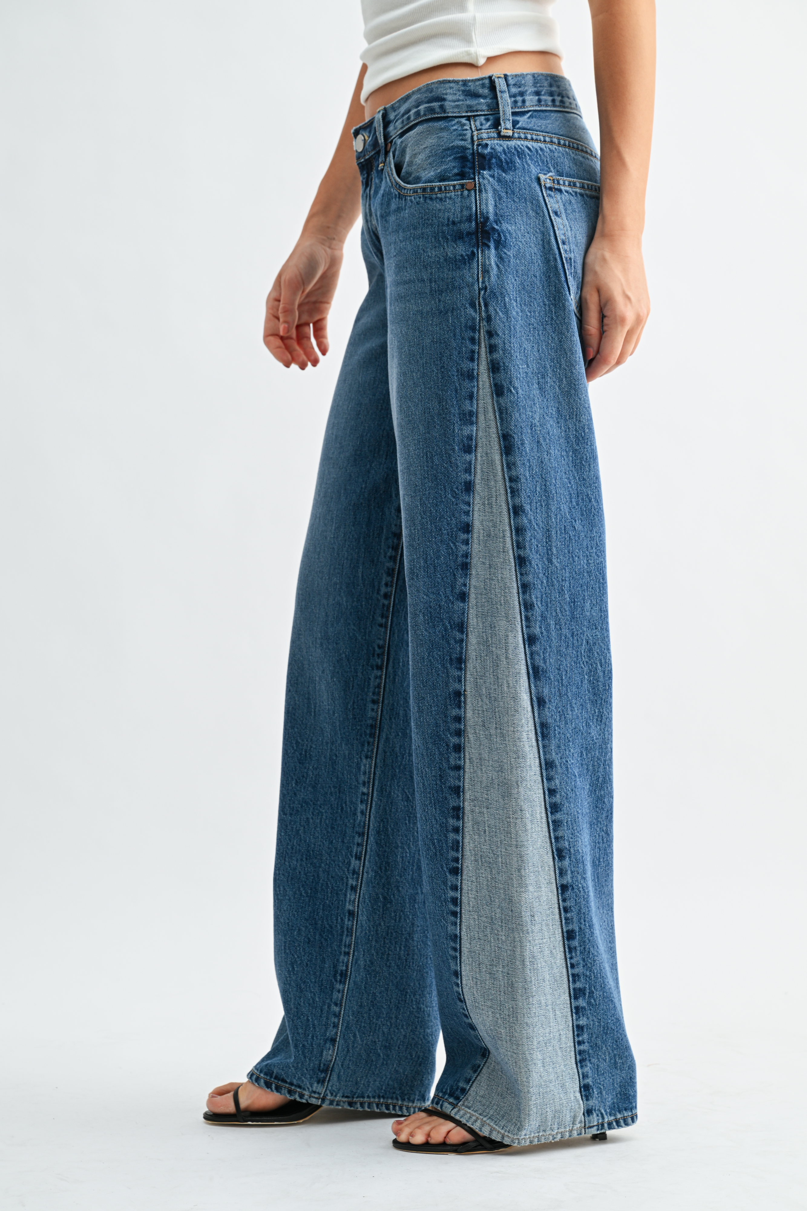CONTRAST ANGLE SEAM WIDE LEG