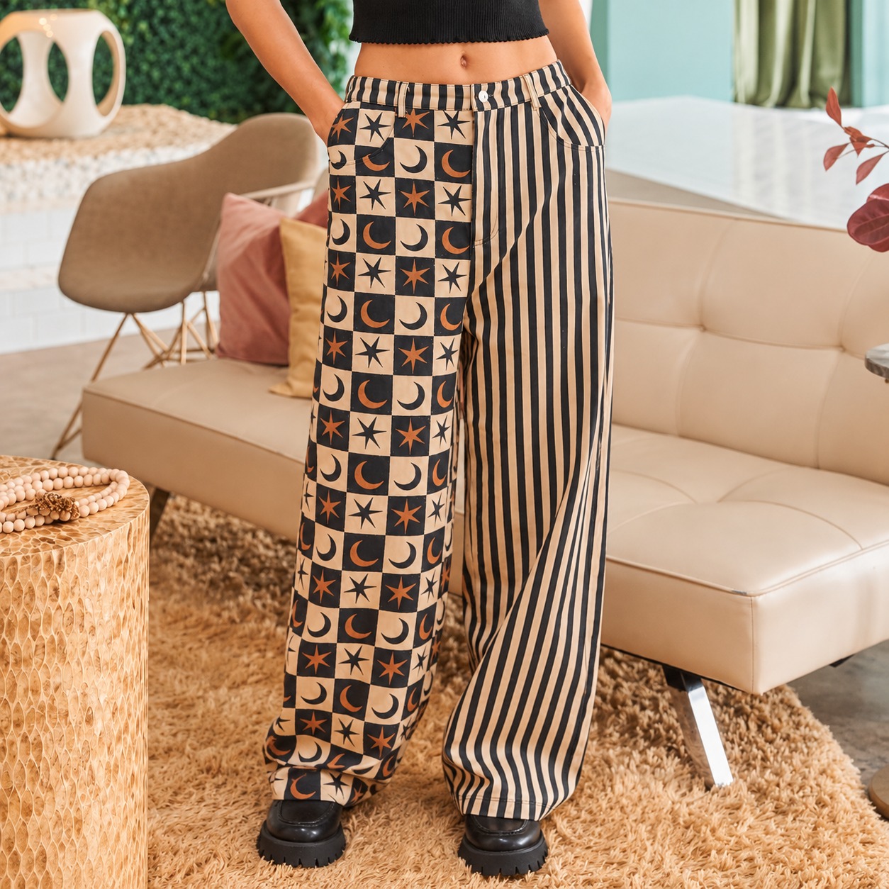 Unique moon, star & stripe mixed pattern. Easy to pair with simple tops for a standout everyday look.    PACK: S-XL (2-2-2-2) | 1X-3X (2-2-2)
