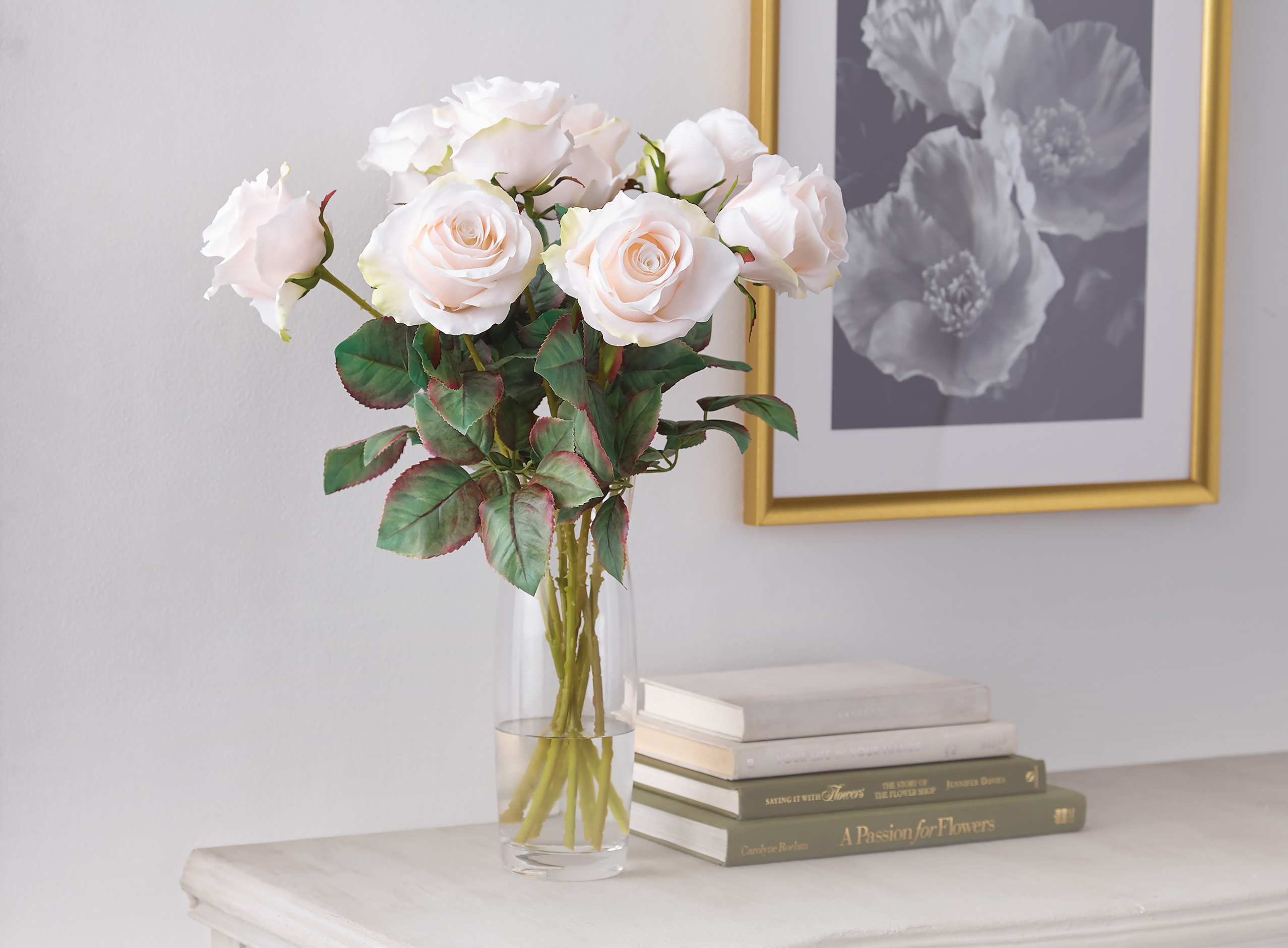 Ecuador roses give a fresh look and feel HSR205