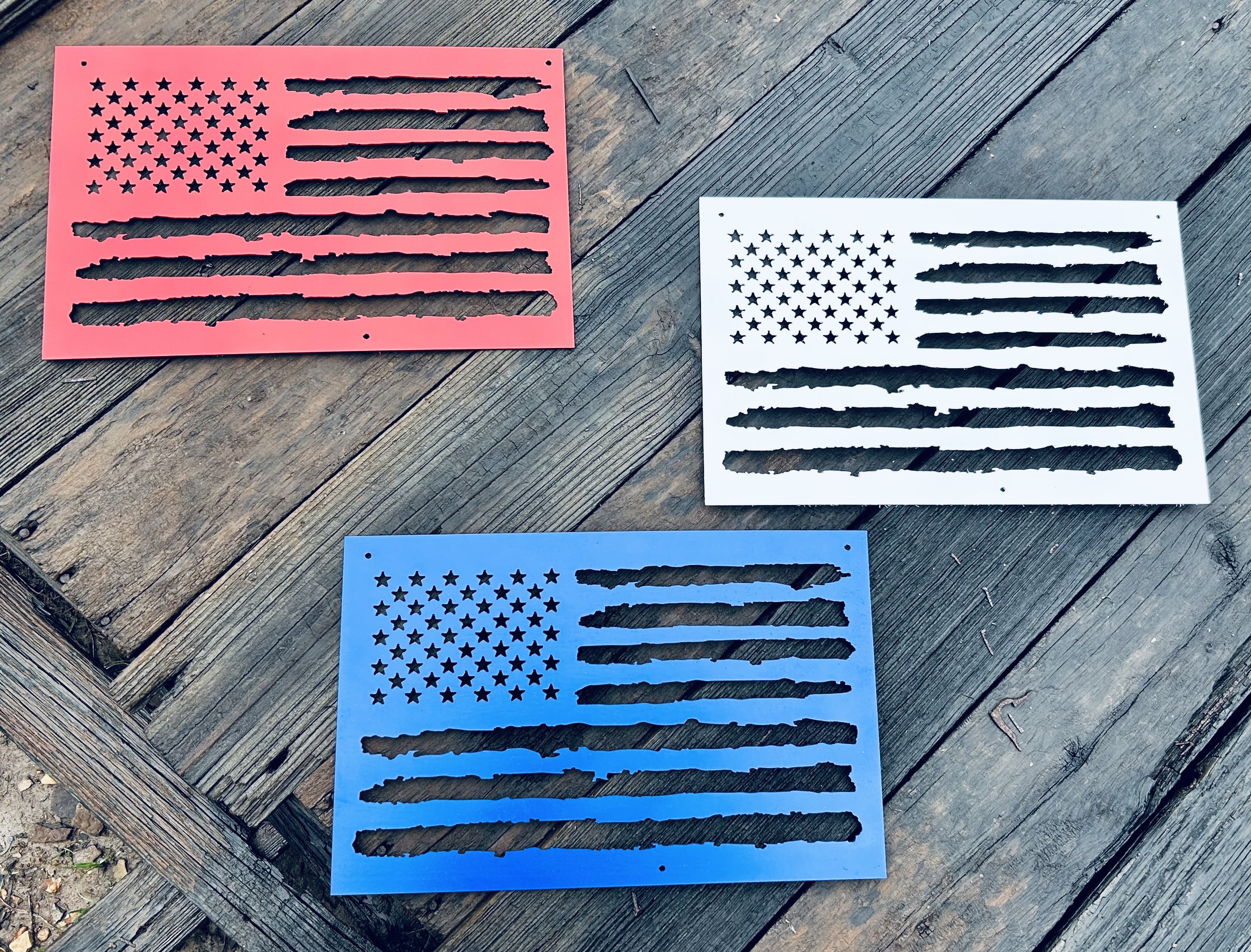 Cut metal American Flags, Standard is RUST, but can be painted. 14" in length