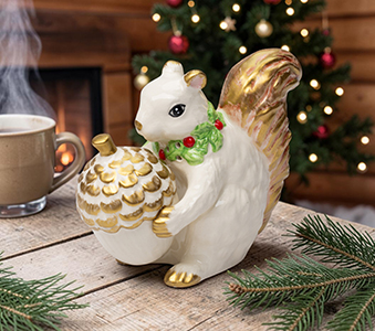 Squirrel with Acorn Salt and Pepper 3 1/2"H