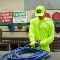 CAT Workwear Safety Mesh Flexfit 110 Cap