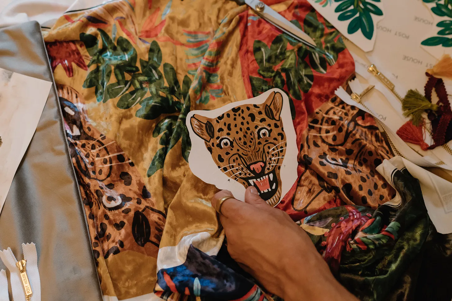 Post House is a brand with many possibilities, specializing in cotton linen blend printed textiles, also available as wallcovering