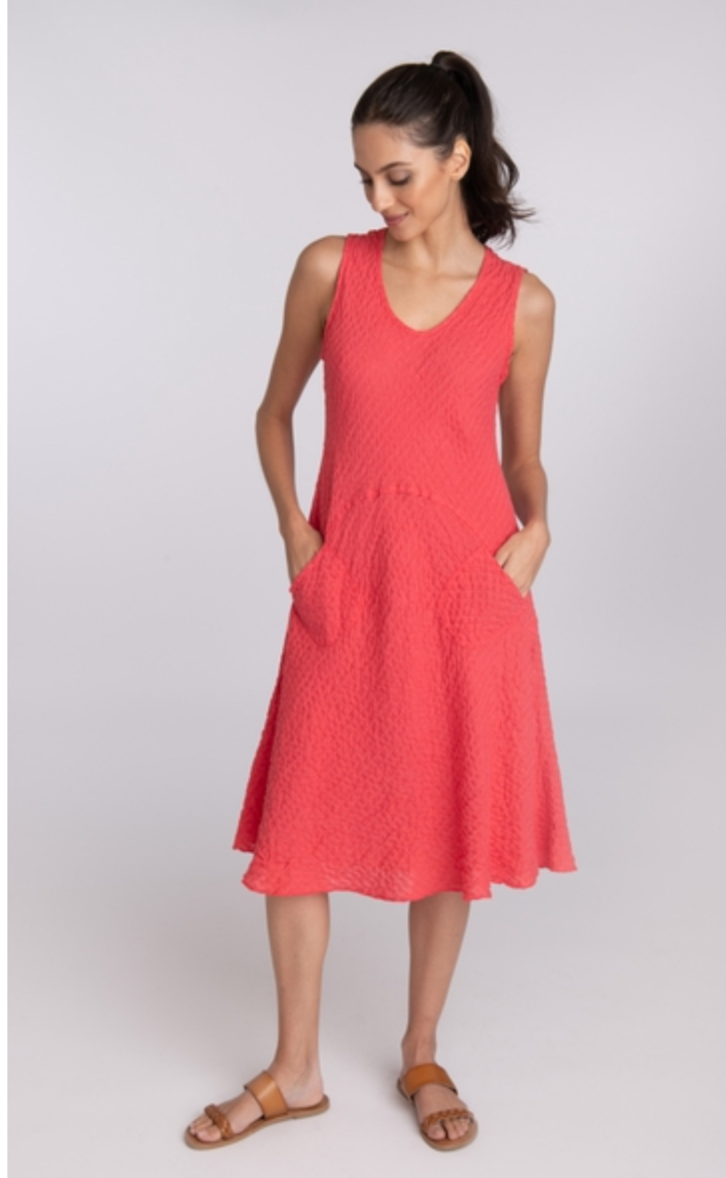 Casual dresses and sportswear in cottons and linens