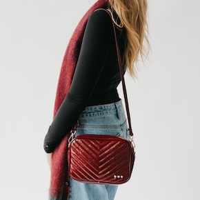 The Coco Quilted Camera Crossbody Bag is a lightweight, playful accessory available in four fun colors, perfect for carrying your essentials in cheerful, quilted style.          Ask ChatGPT