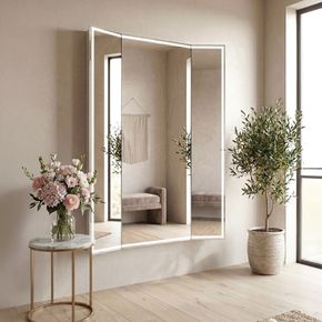 Features three adjustable panels of crystal-clears mirror with premium daylight LED lighting – the perfect dressing mirror for any room in your home or business.