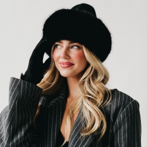 Classy, sassy, and chic, the Noelle Faux Fur Hat features a thick faux fur band that adds drama, spunk, and warmth, making it the perfect accessory to glam up your cold-weather looks.