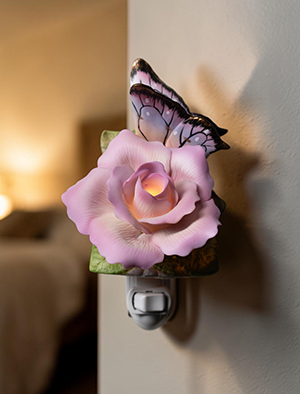 Lilac Purple Rose Night Light 4 5/8"H