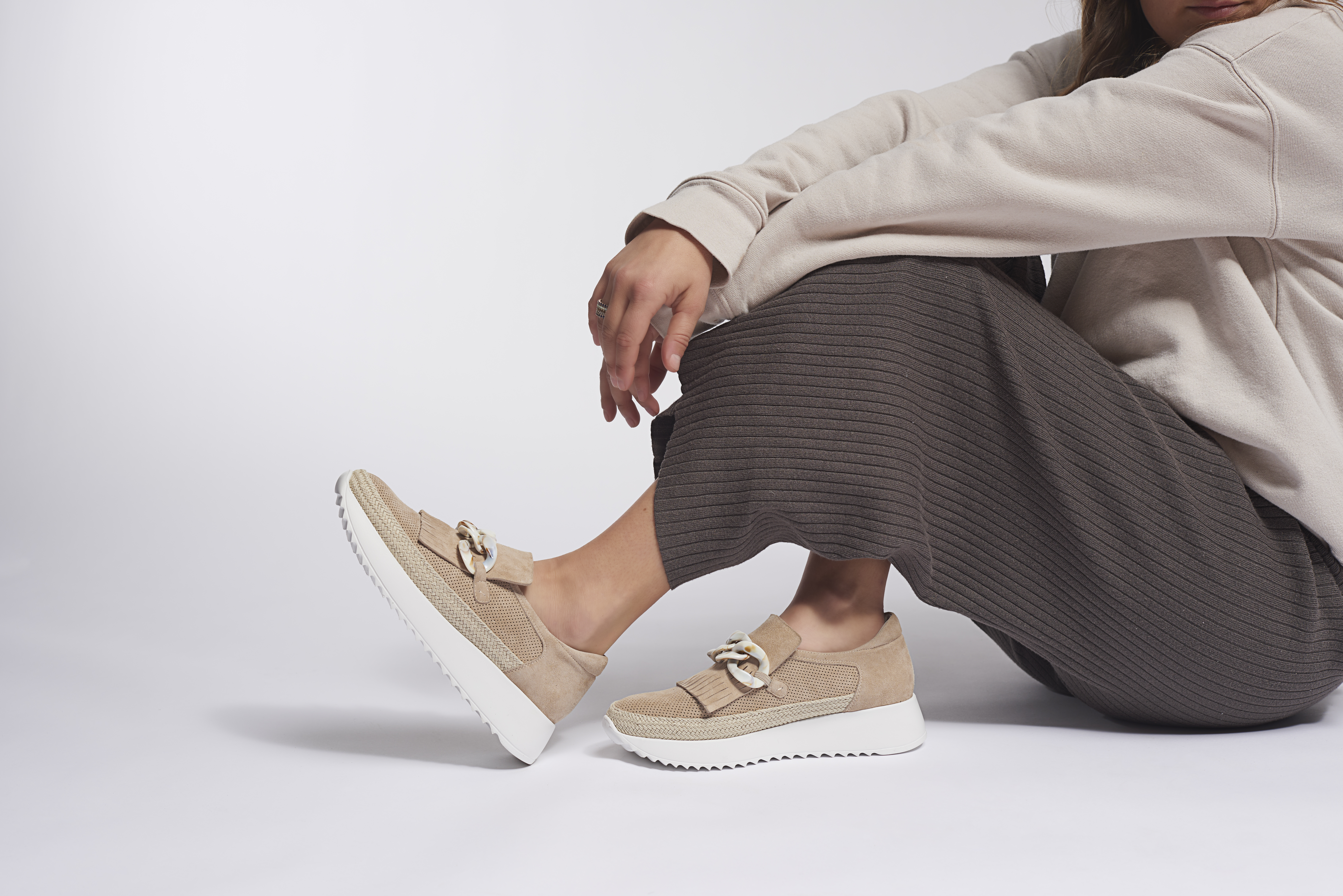 VANELi Footwear