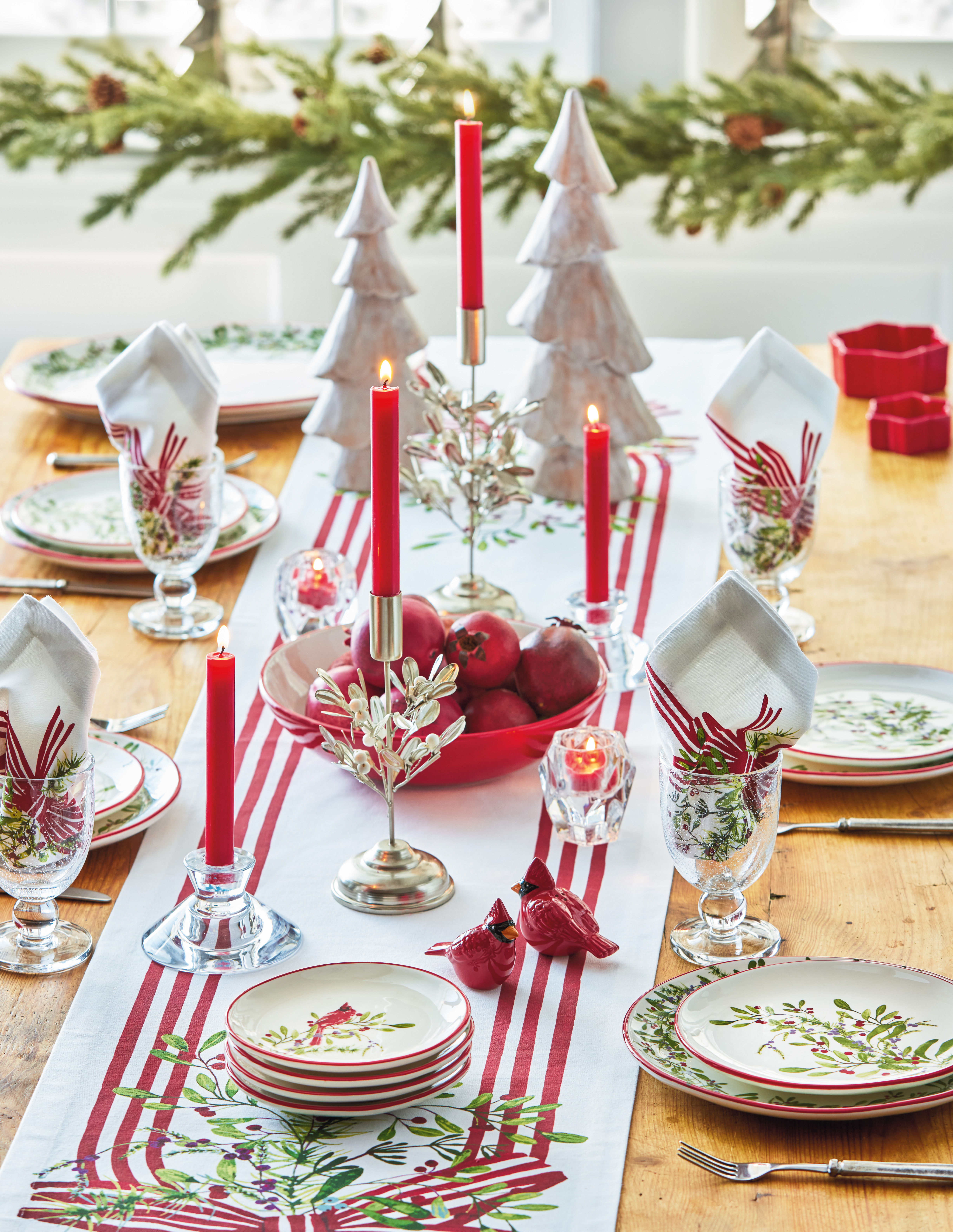 Bright berries, lush greens, and cozy textures come together in a classic holiday look. A fresh and festive mix made to style beautifully all season long.